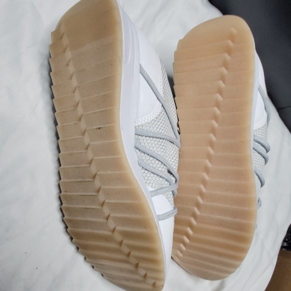 NEW CHAMPION SIZE 8 11 WOMEN TENNIS ATHLETIC SHOES - Picture 6 of 7